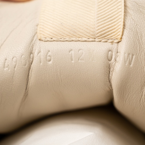 size 12G - Gucci Rhyton Distressed Sneaker Ivory Leather - Picture 10 of 12